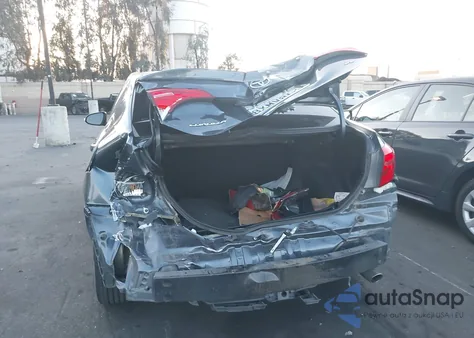 2018 Toyota Corolla Se из США, поврежденный, VIN 5YFBURHE5JP823211